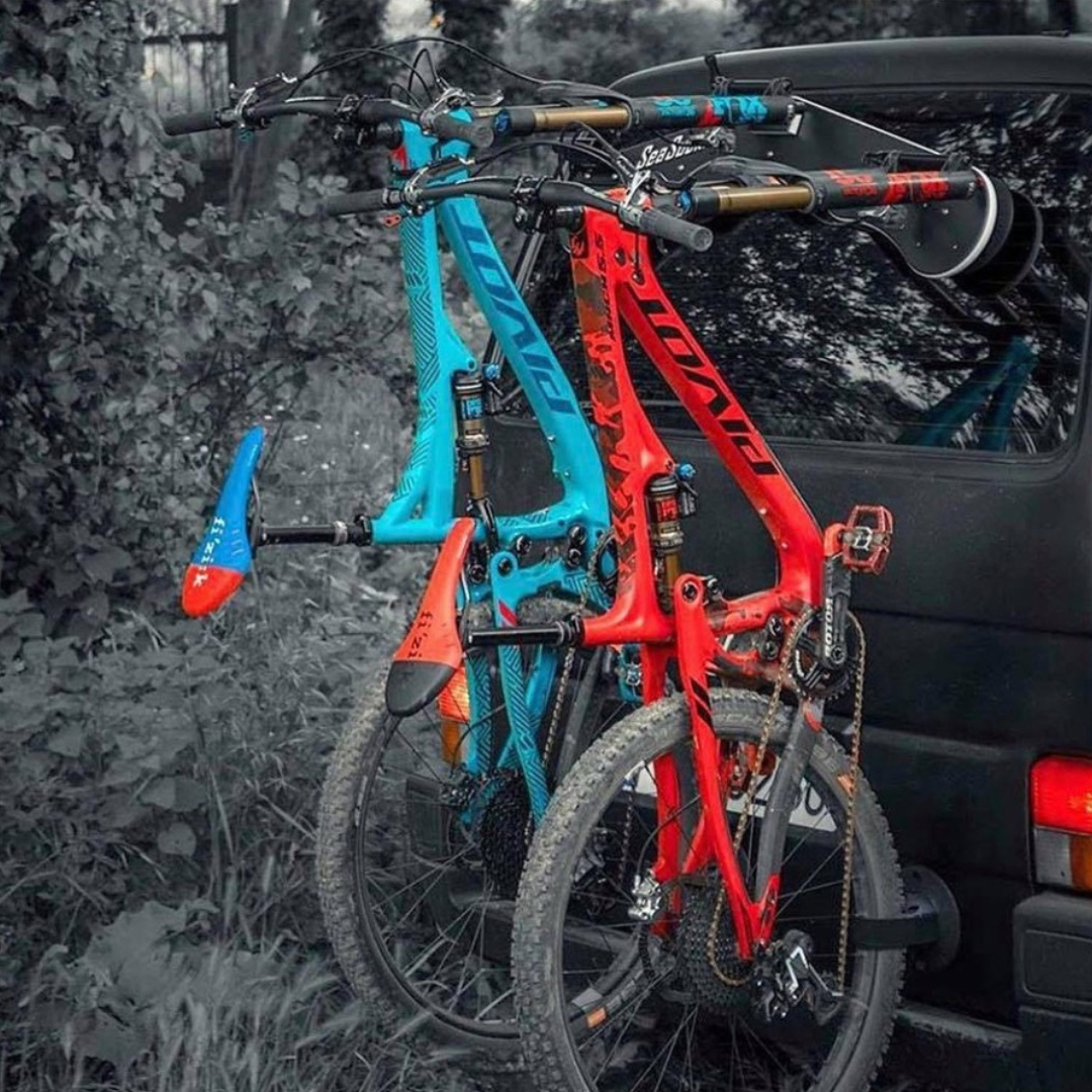 image--all | Bomber - 3 Bikes lifestyle photo of bikes mounted to rear glass on car