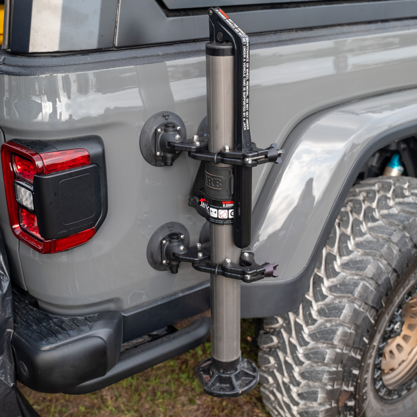 Hydraulic Jack Mount