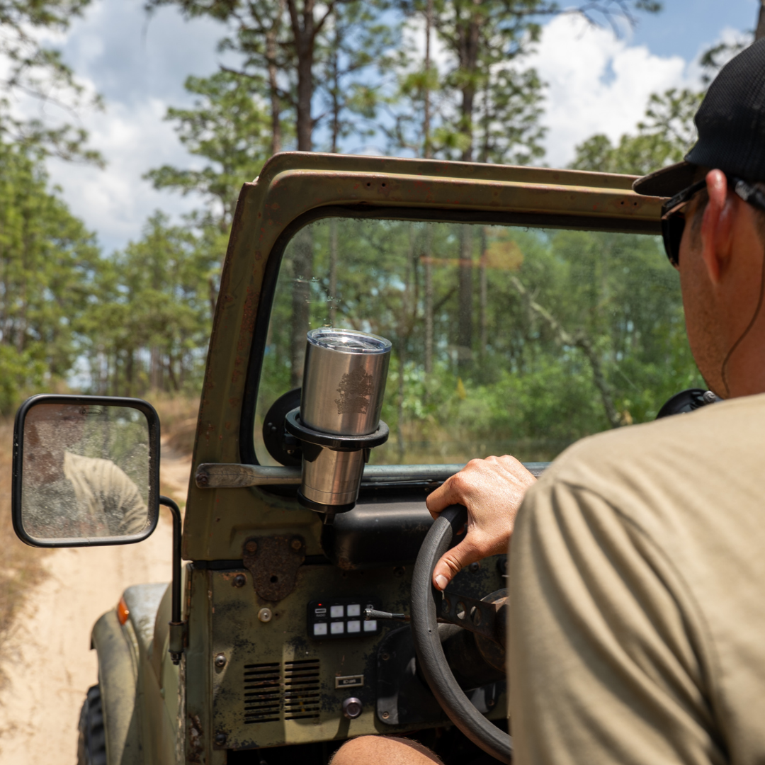 Universal 1-Cup Holder lifestyle photo on jeep window