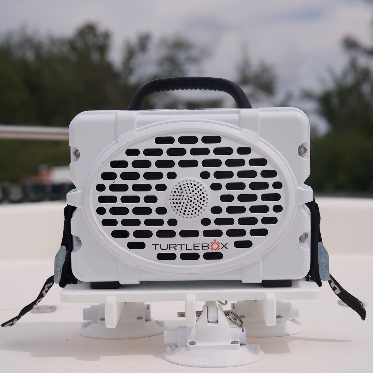 image--white--with 3' straps