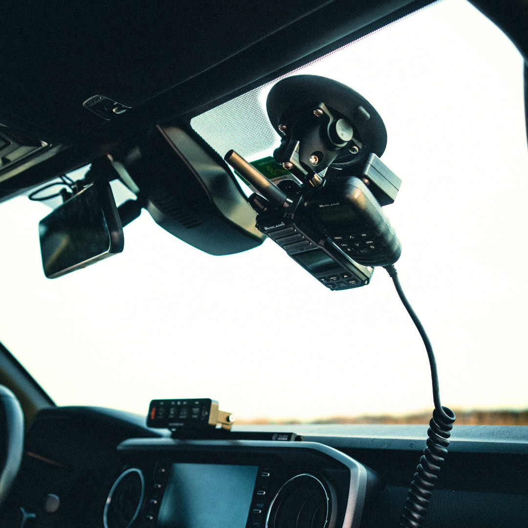 Radio Mount : Mobile + Walkie Talkie Duo
