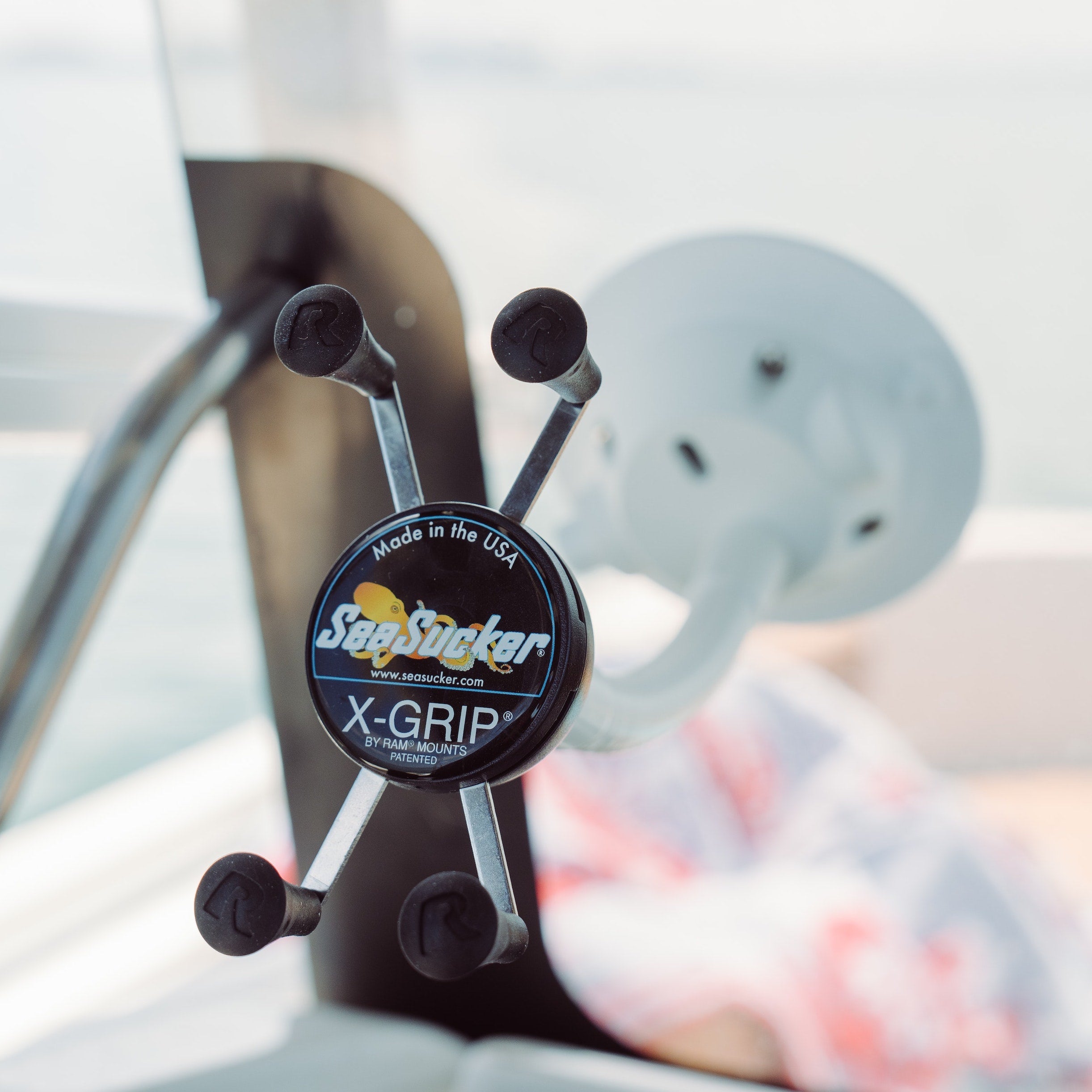 Porto enorm Lake Taupo Flex-X Phone Mount – SeaSucker